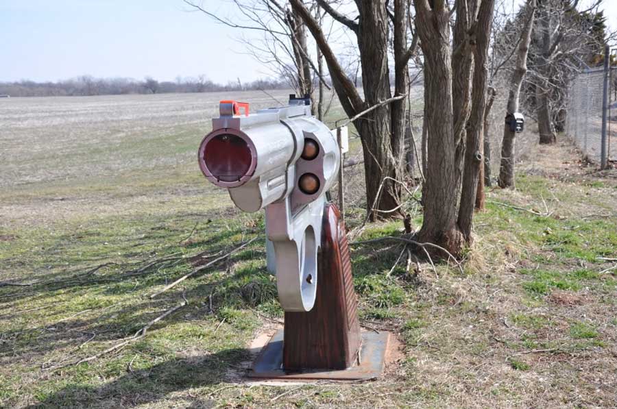 Smith & Wesson Mailbox 
